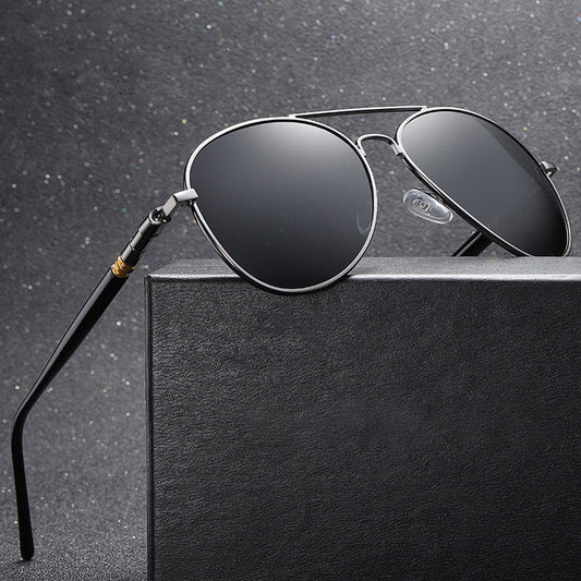 Classic Pilot Sunglasses